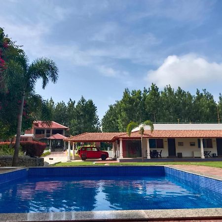 Bougain Villa Chikmagalūr Buitenkant foto