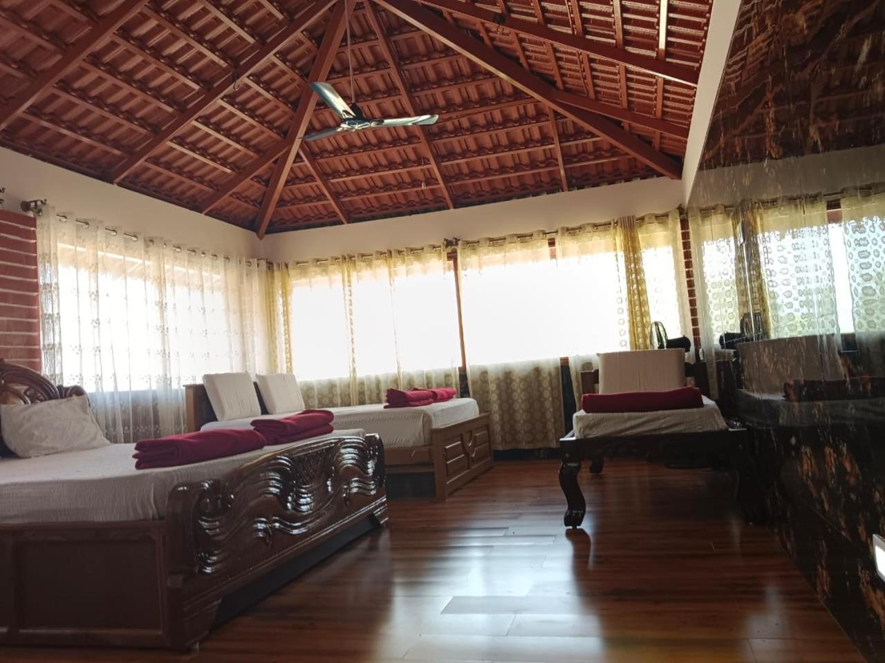 Bougain Villa Chikmagalūr Buitenkant foto