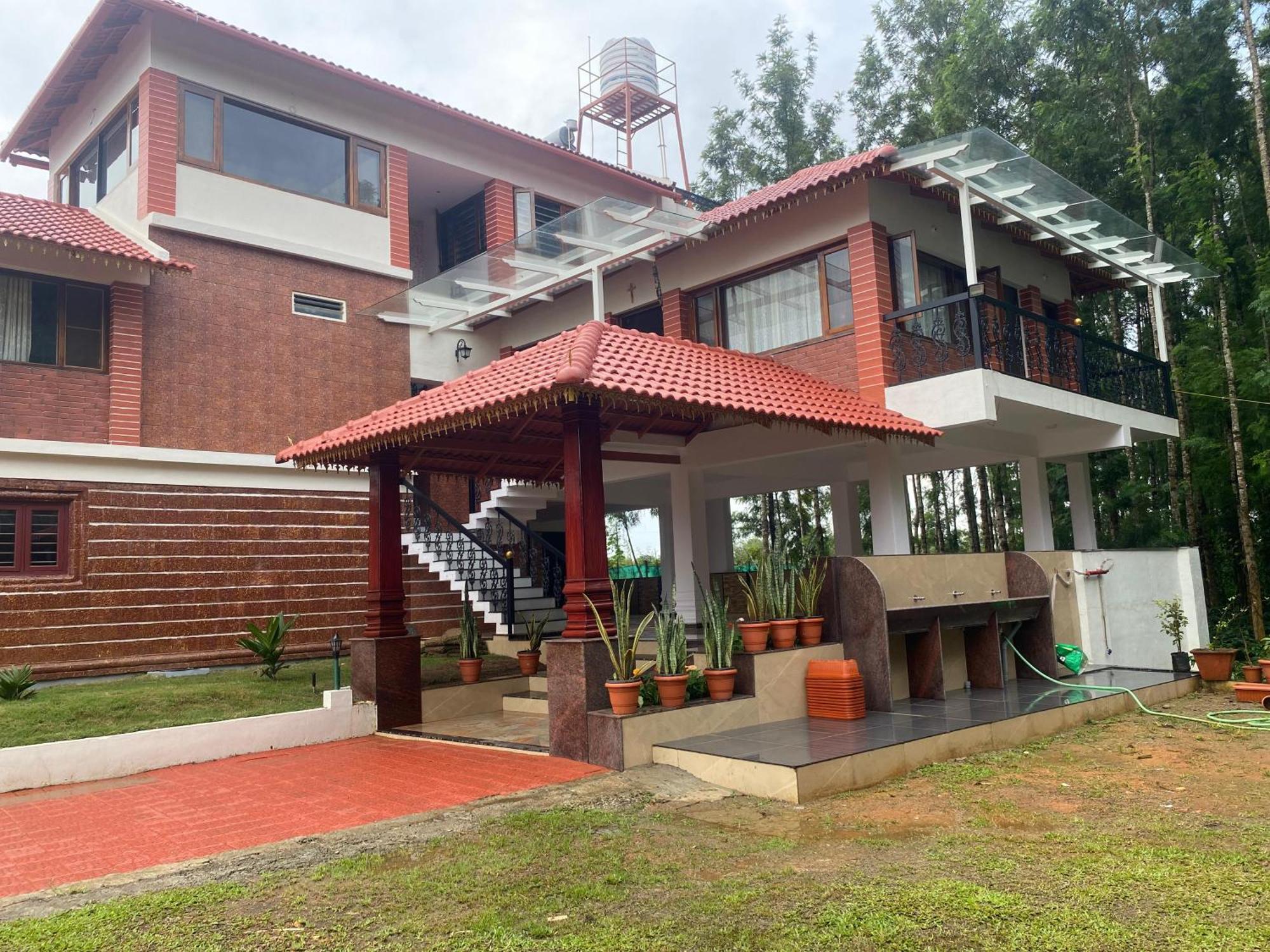 Bougain Villa Chikmagalūr Buitenkant foto