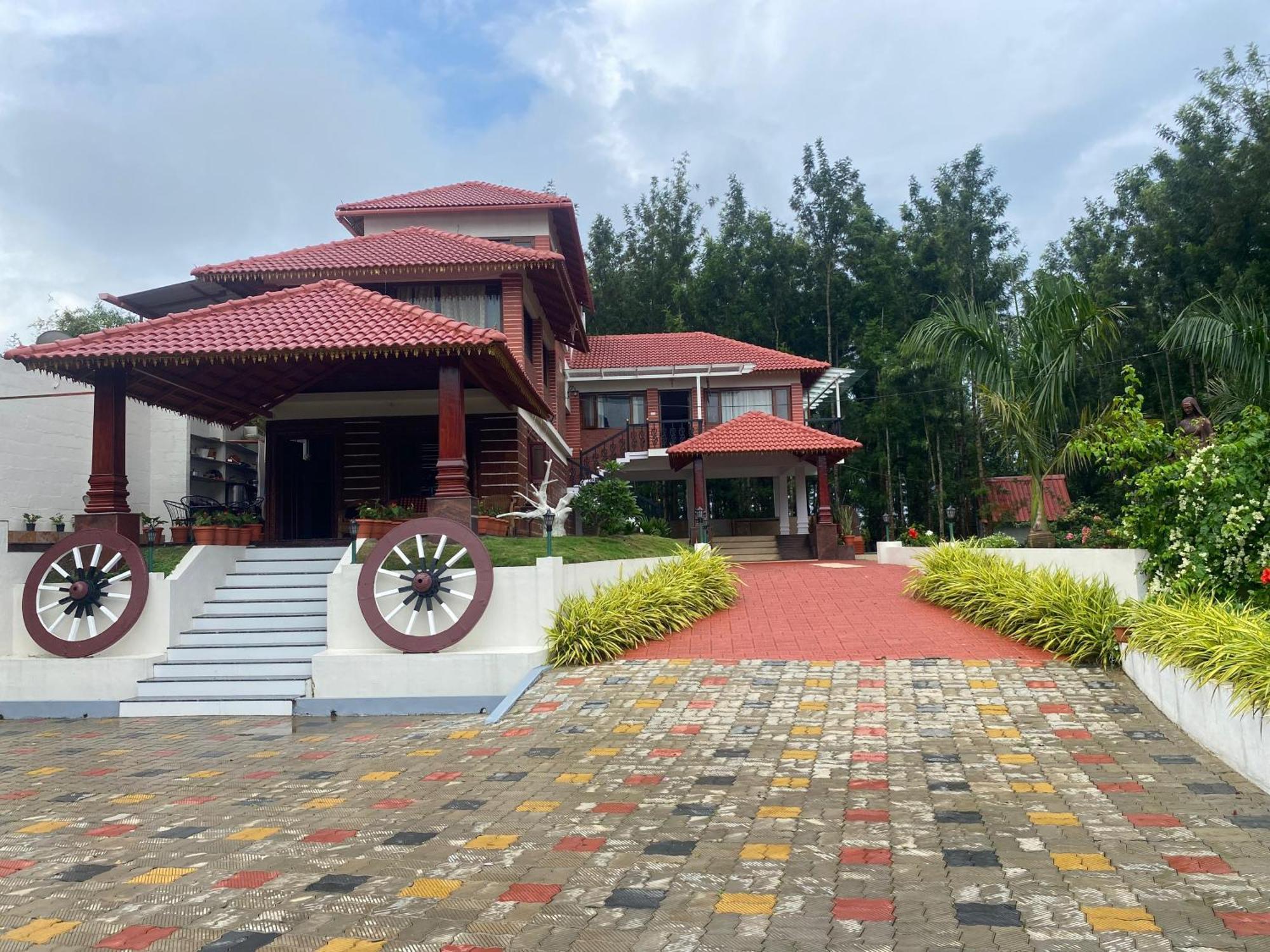 Bougain Villa Chikmagalūr Buitenkant foto