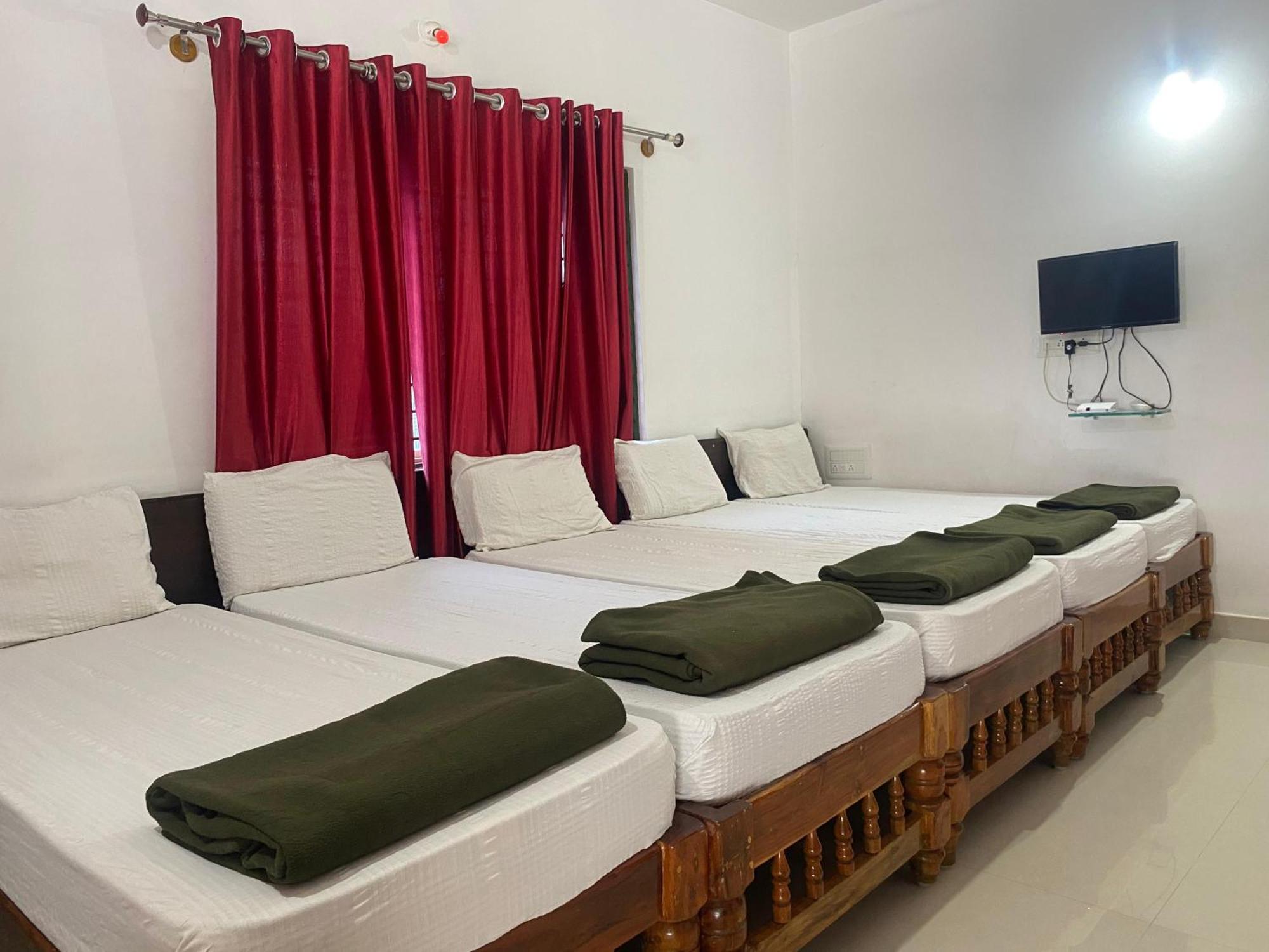 Bougain Villa Chikmagalūr Buitenkant foto